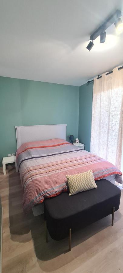 Charmant Logement Avec Jacuzzi Mantes-la-Jolie Εξωτερικό φωτογραφία